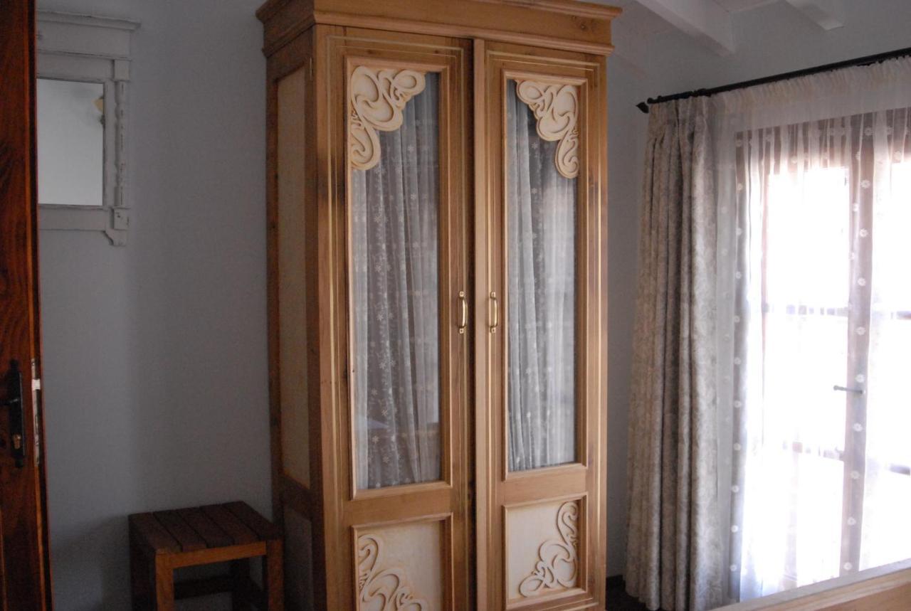 Aliye Hanim Hotel Айвалик Номер фото