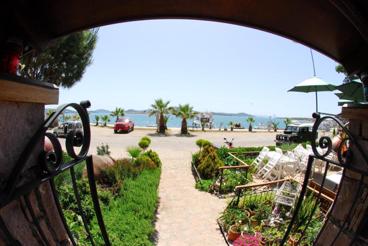 Aliye Hanim Hotel Айвалик Екстер'єр фото